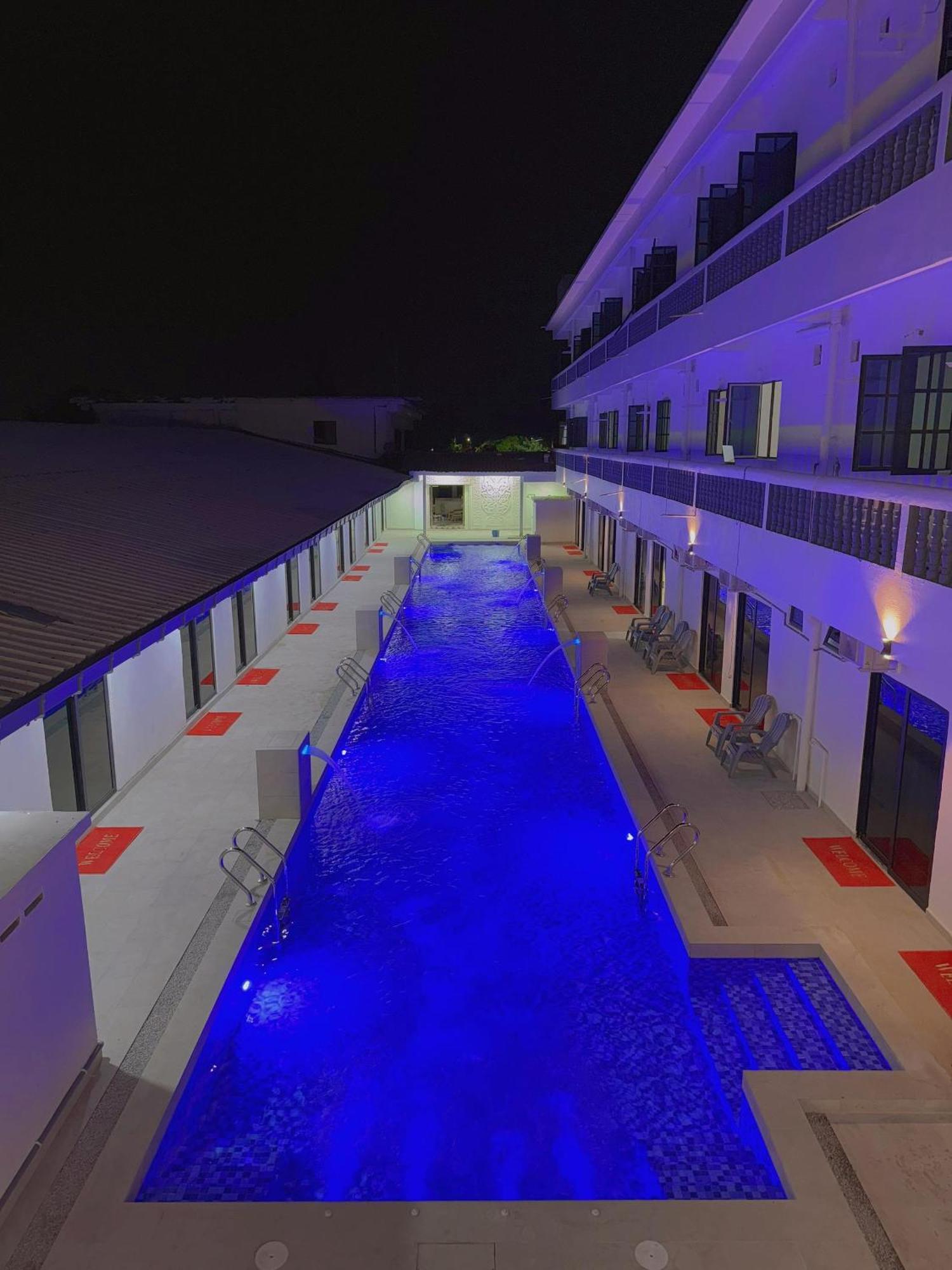 Paradise Resort Langkawi Pantai Cenang  Exterior foto